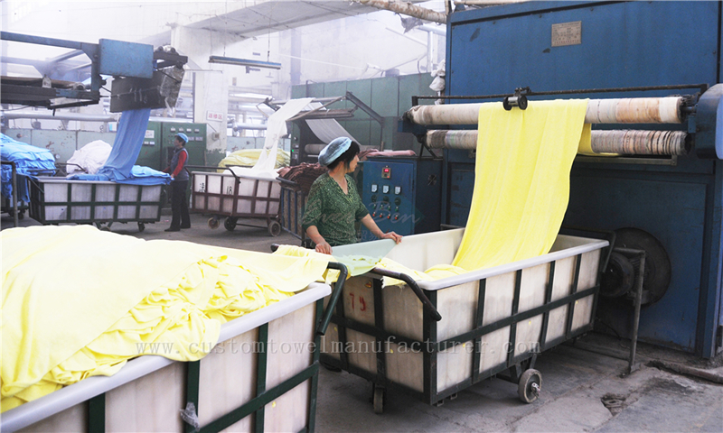China Bulk Custom Long Large microfiber Fabrics towel Factory